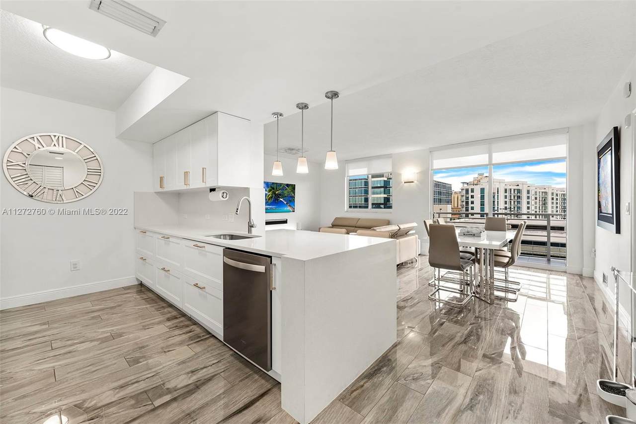 18800 29th Ave - Photo 1