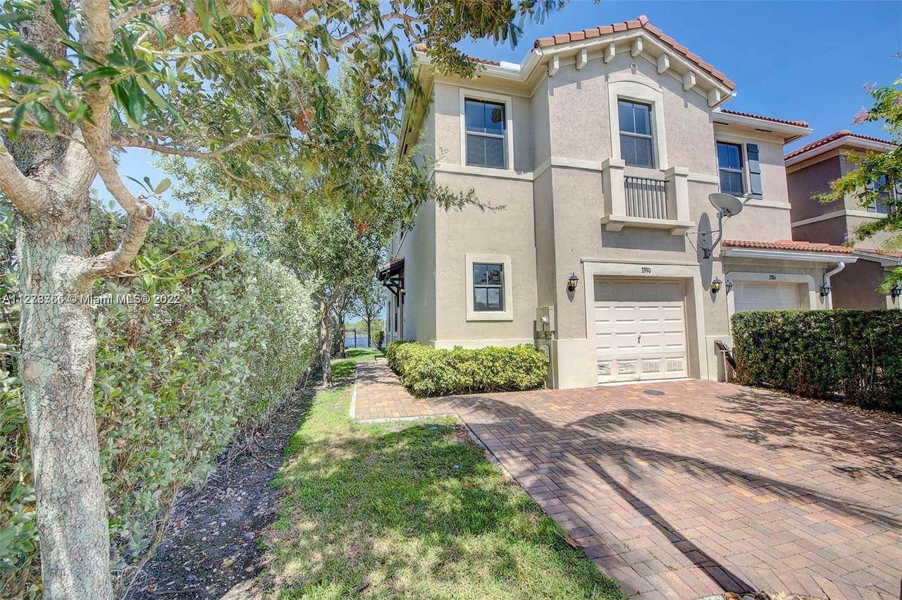 3390 11th Ave - Photo 1