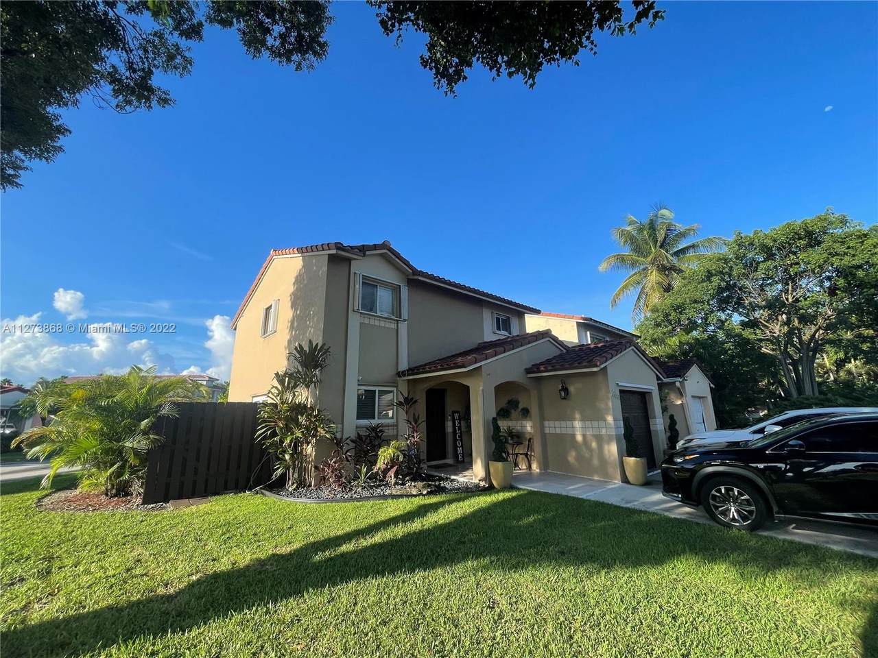 15624 100th Ln - Photo 1