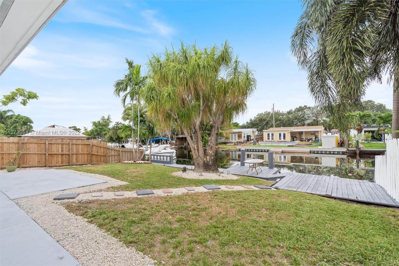 2615 Sherman St - Photo 1