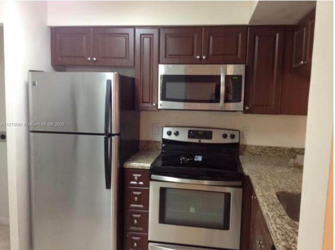 18208 Glenmoor Dr - Photo 1