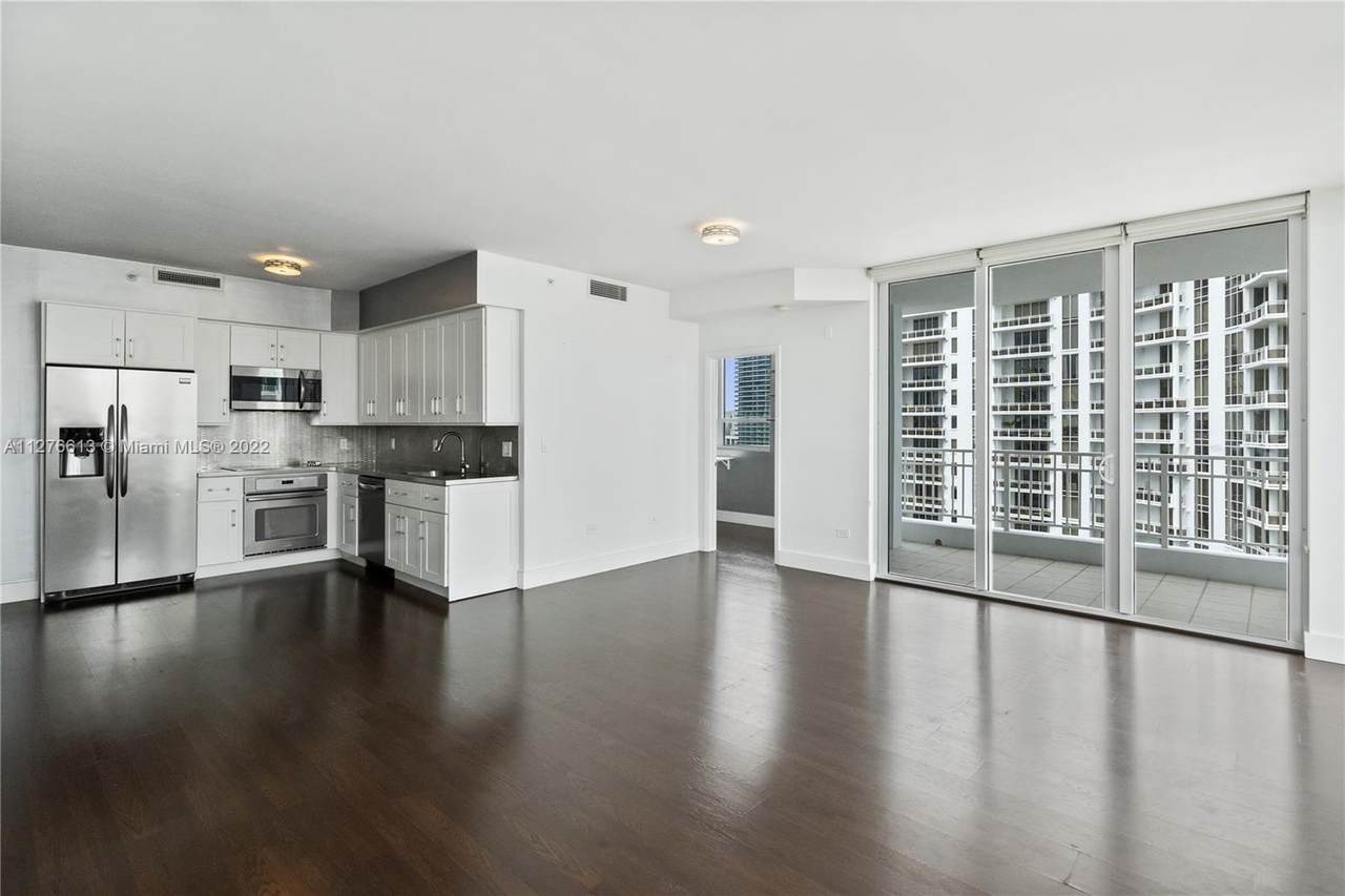 801 Brickell Key Blvd - Photo 1