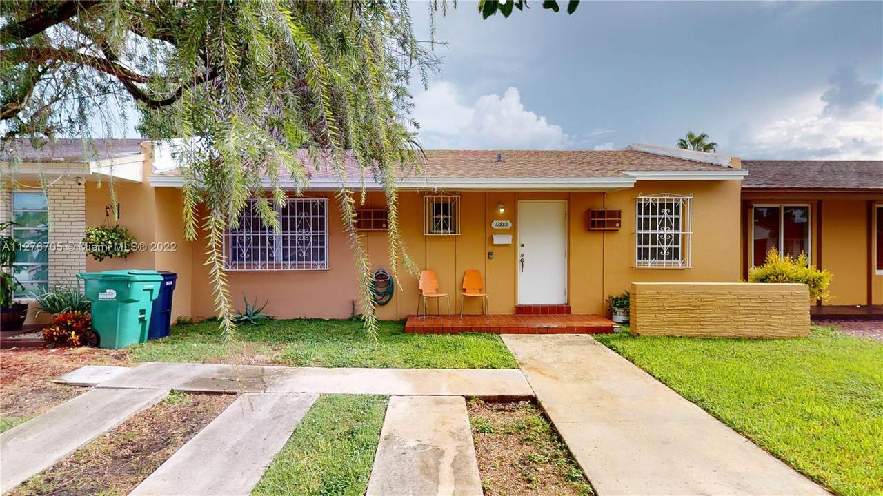 12888 53rd St - Photo 1