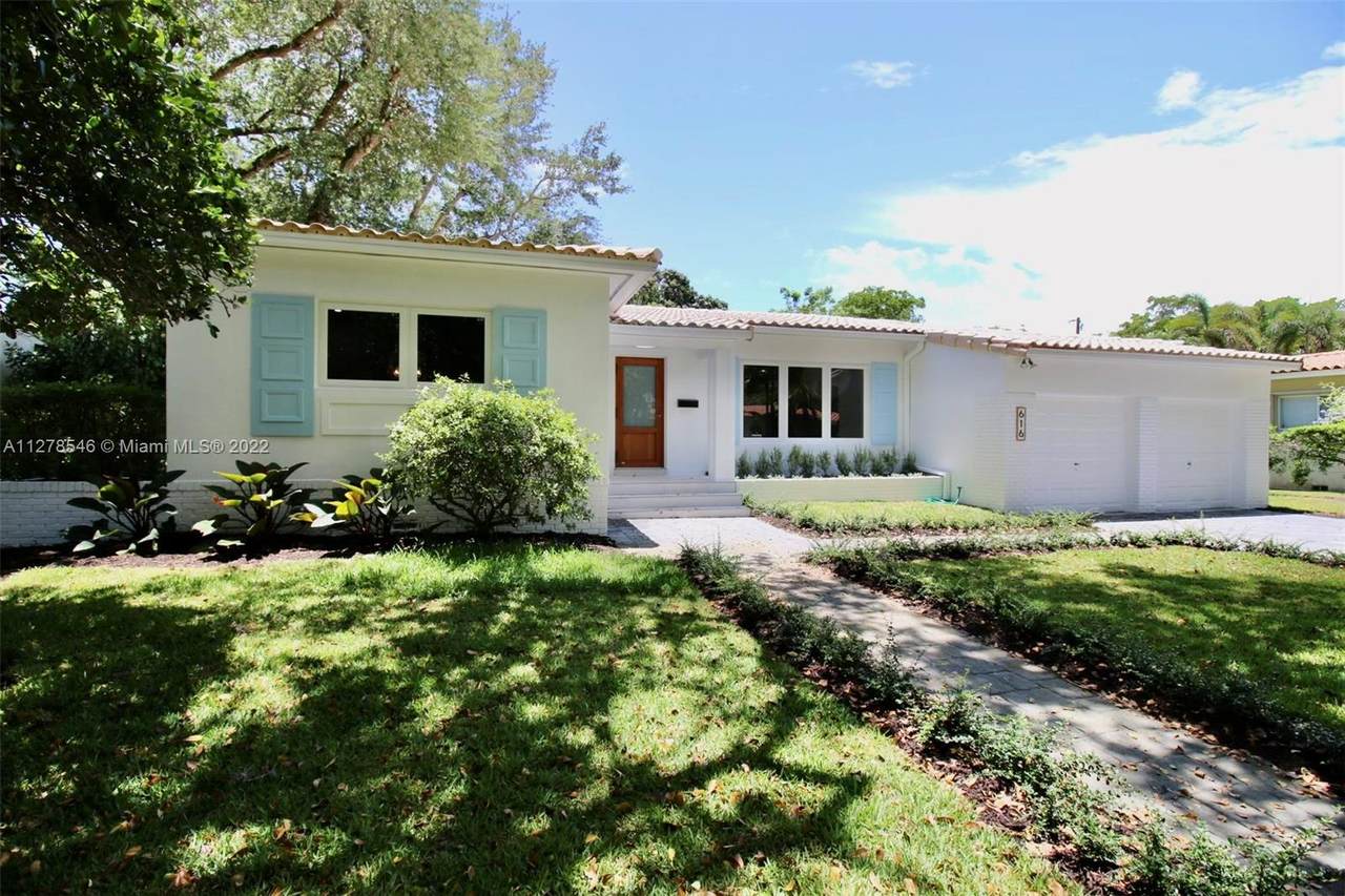 616 Santurce Ave - Photo 1