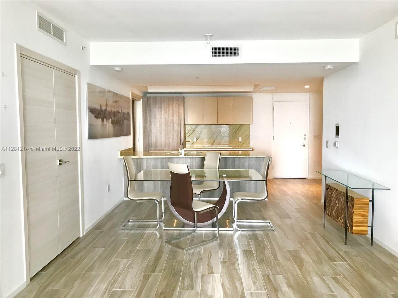 801 Miami Ave - Photo 1
