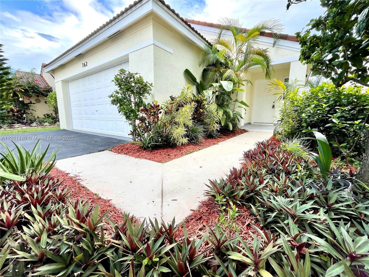762 San Remo Dr - Photo 1