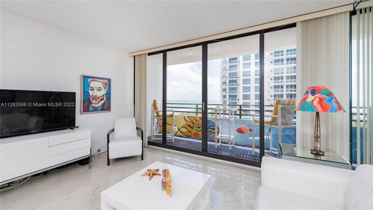 3505 Ocean Dr - Photo 1