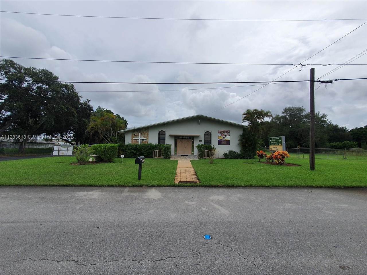 17001 20th Ave - Photo 1