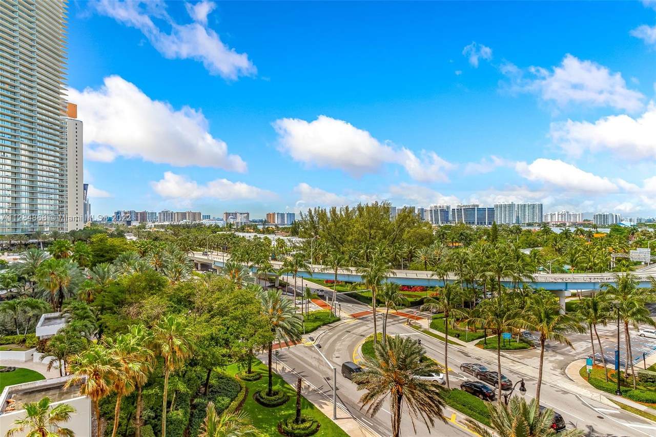 https://bt-photos.global.ssl.fastly.net/miami/orig_boomver_1_A11284868-2.jpg