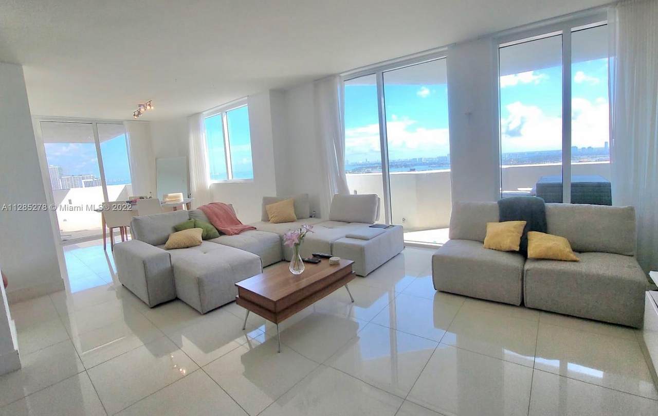 244 Biscayne Blvd - Photo 1
