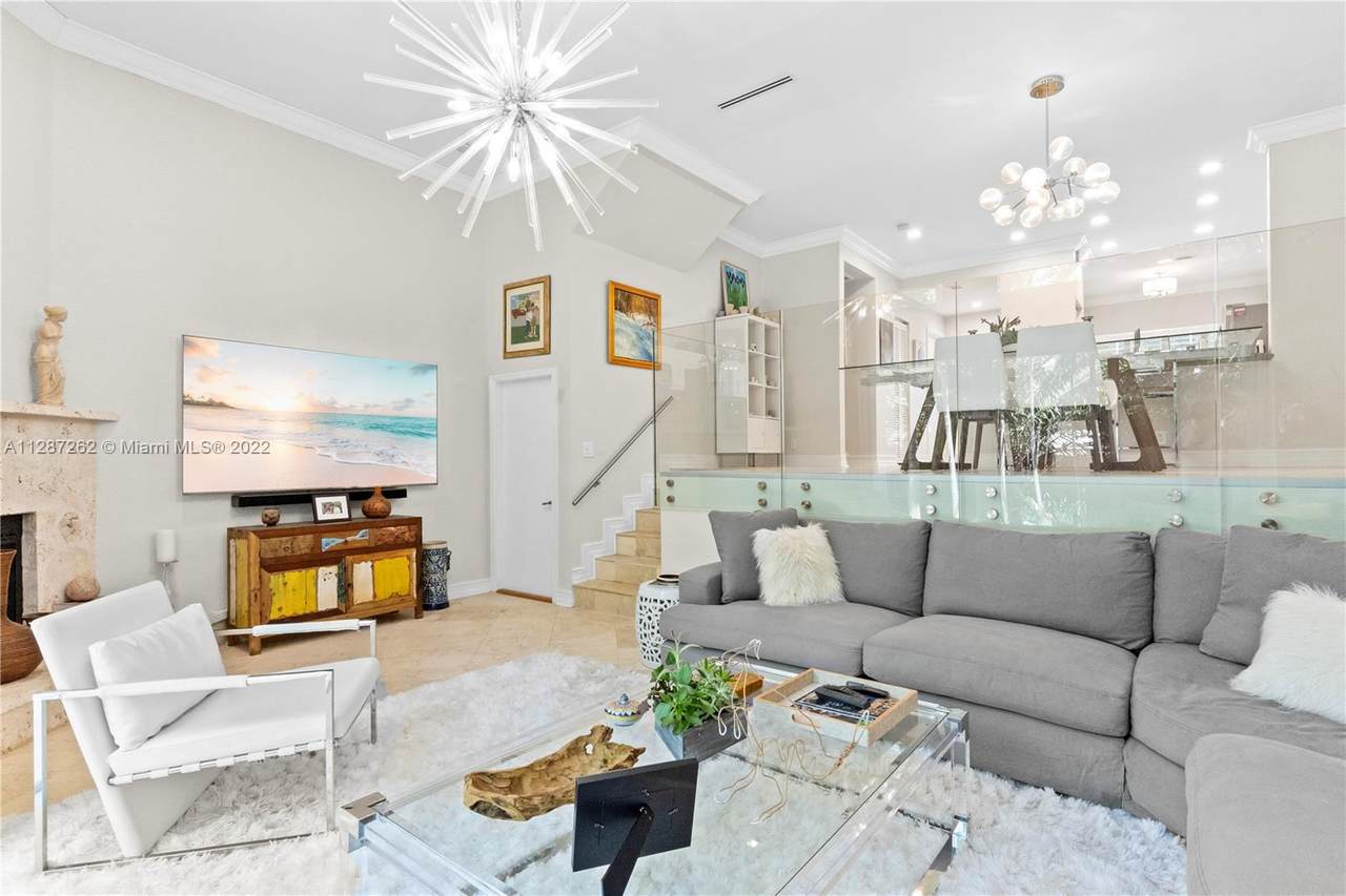 1705 Las Olas Blvd - Photo 1