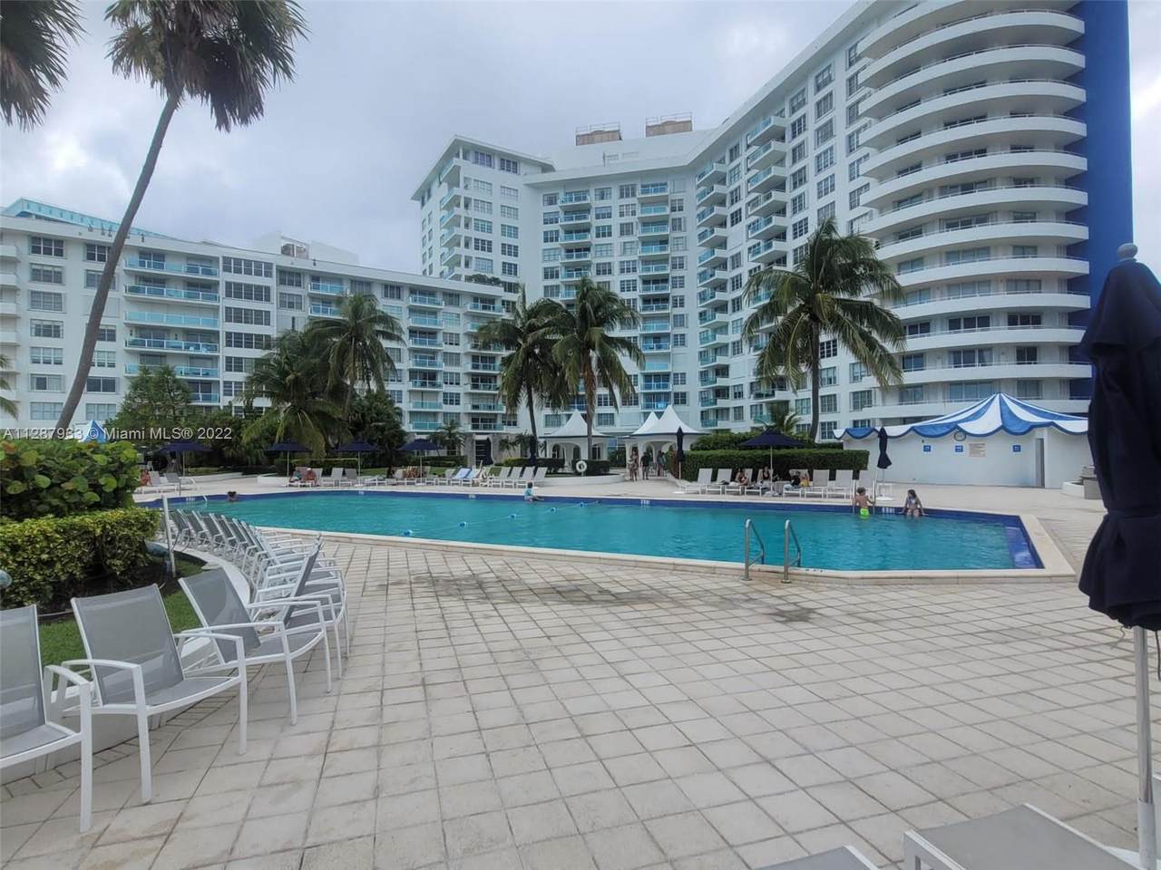 5161 Collins Ave - Photo 1