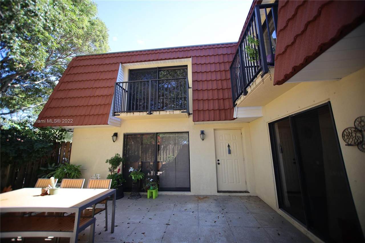 9917 6th Ct - Photo 1