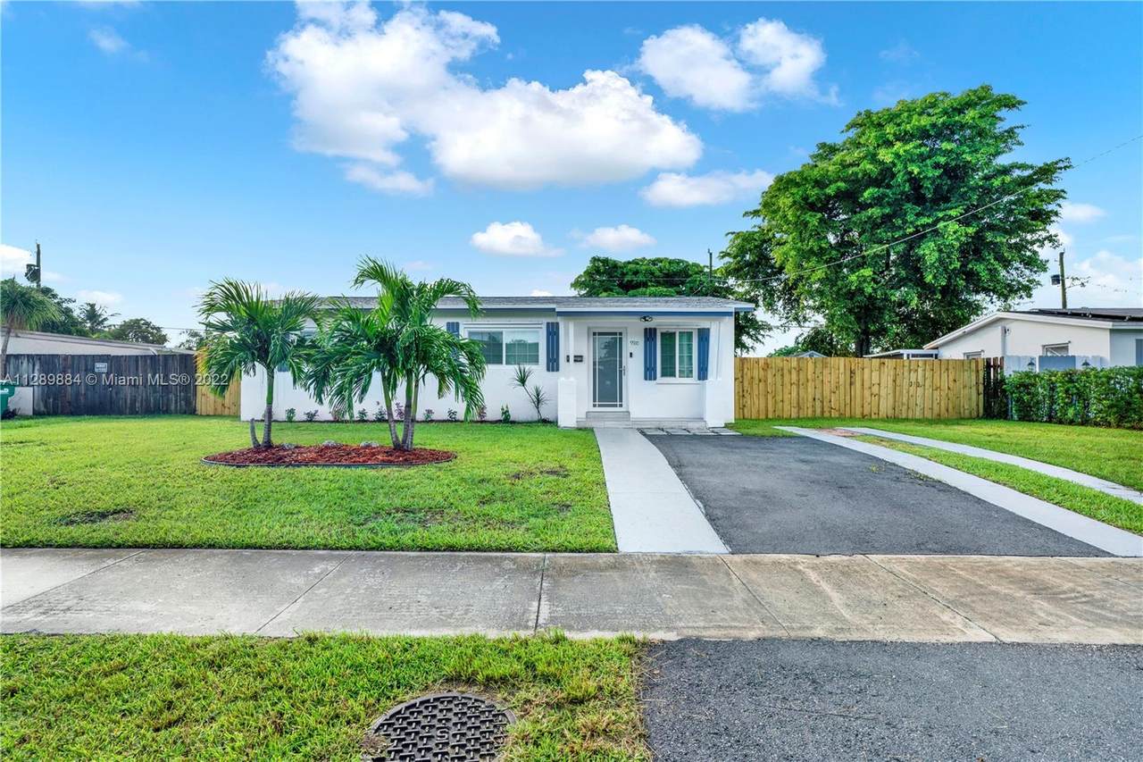 9910 Haitian Dr - Photo 1