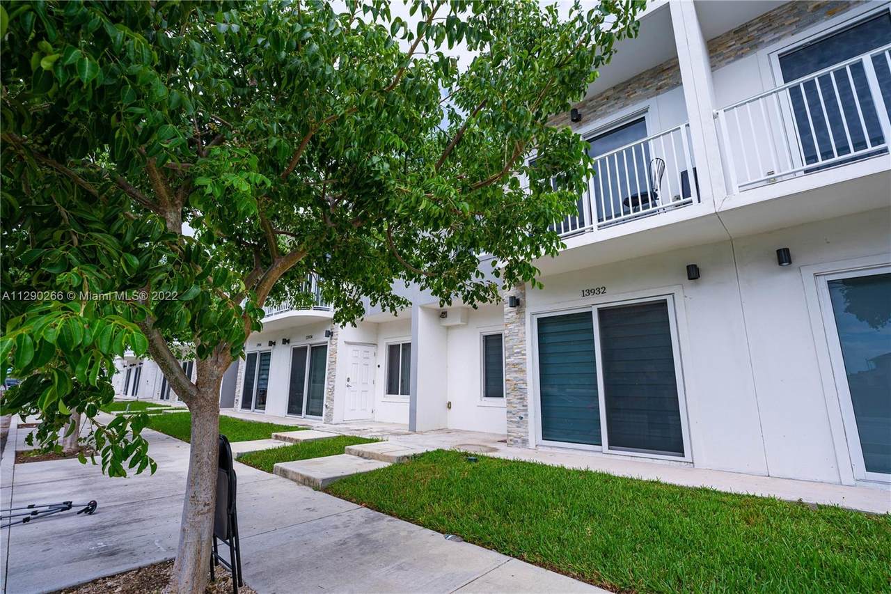 13932 259th Way - Photo 1