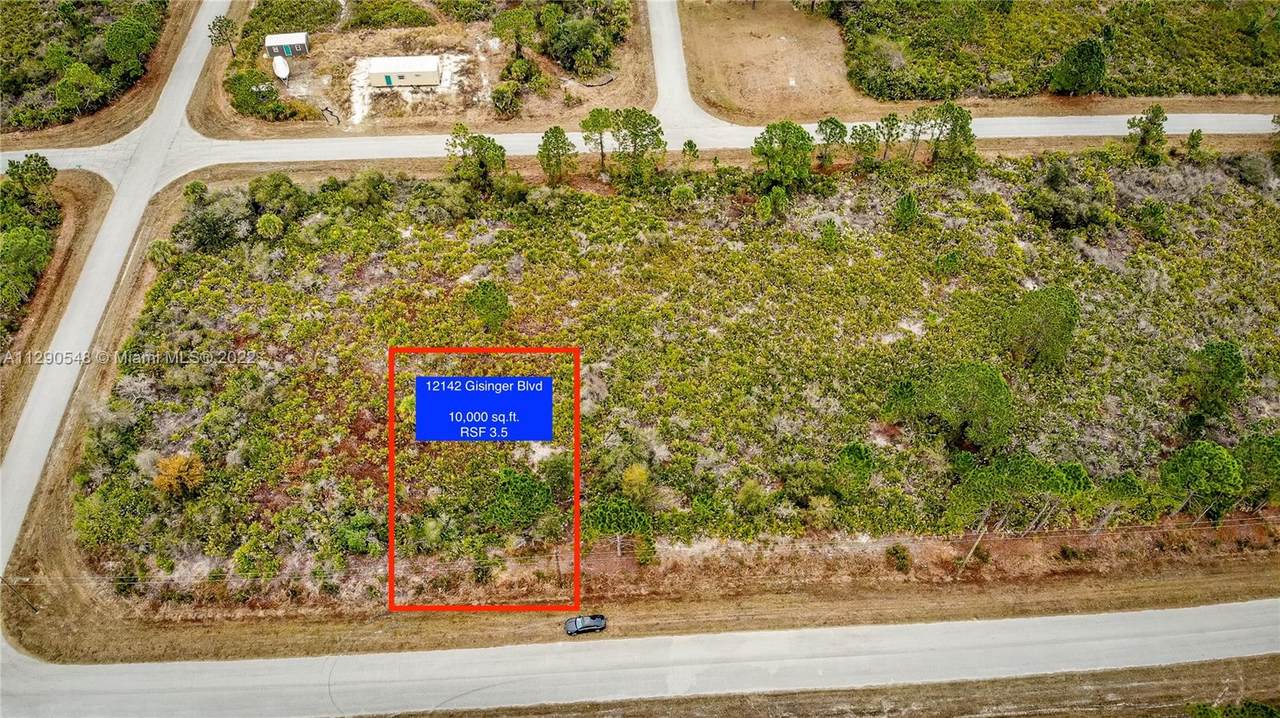 12142 Gisinger Blvd - Photo 1