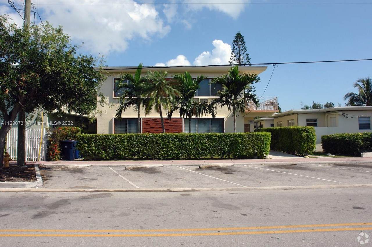 2025 Calais Dr - Photo 1
