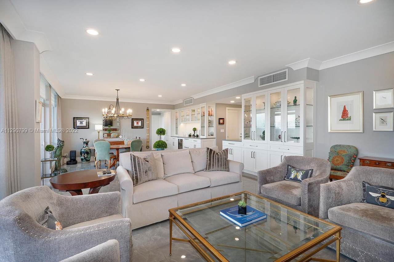 700 Biltmore Way - Photo 1