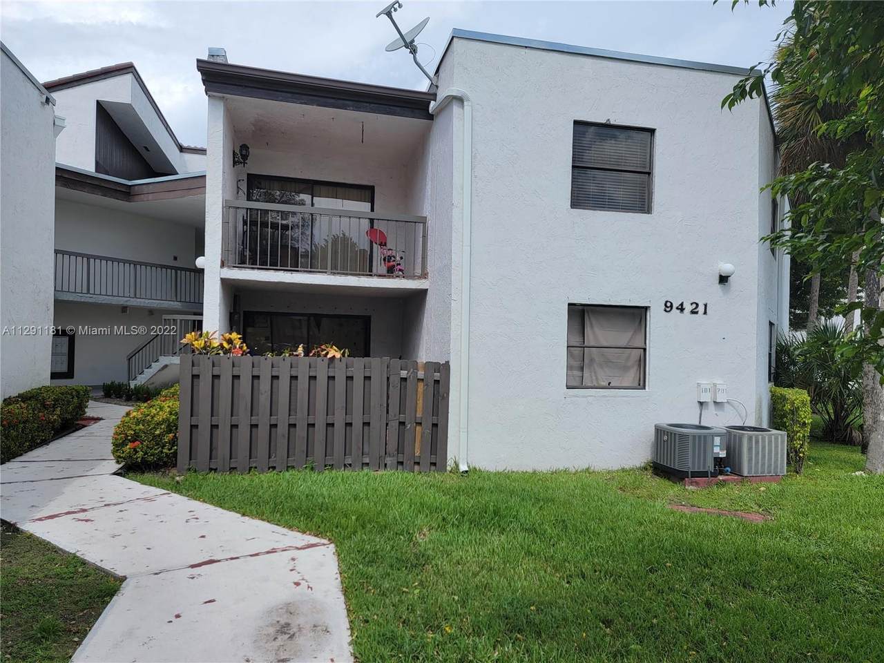 9421 Fontainebleau Blvd - Photo 1