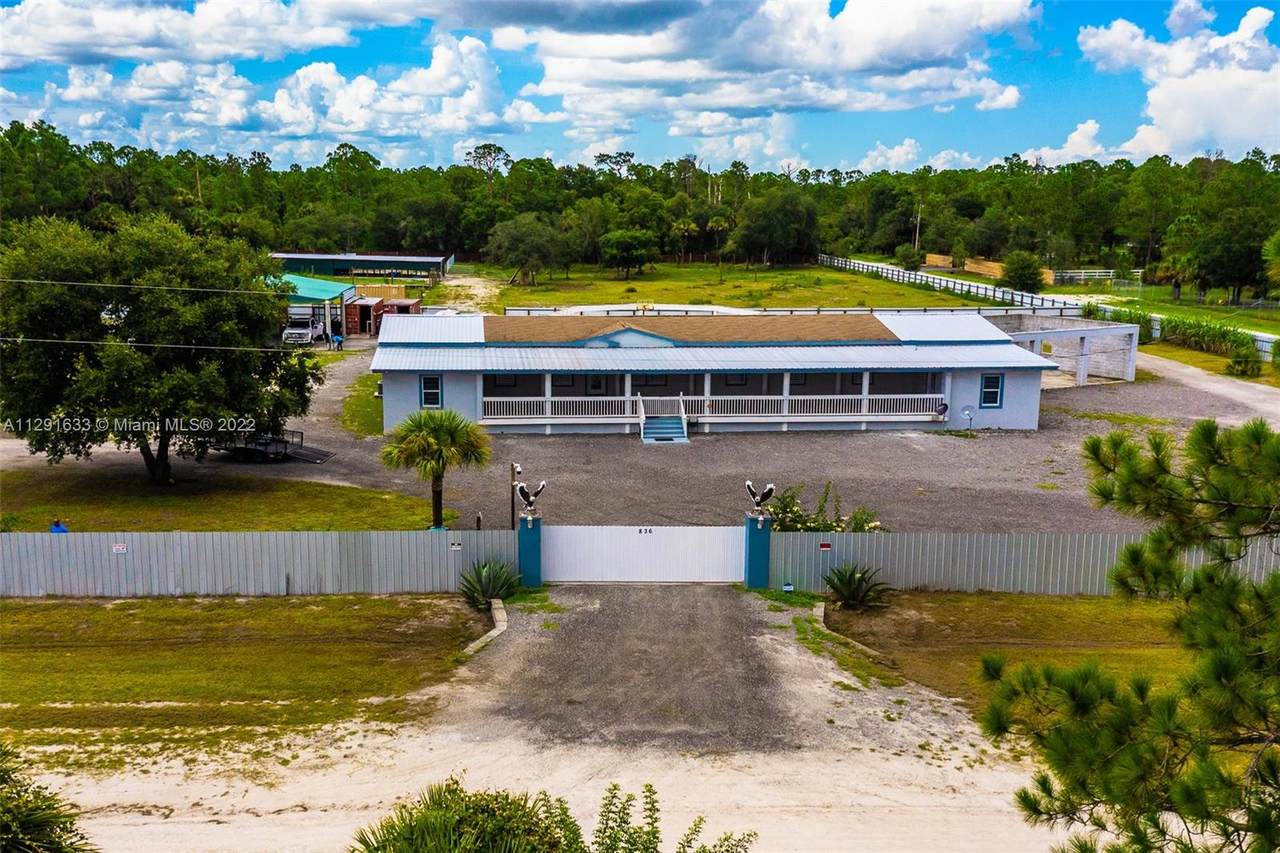 839 Perimeter Rd - Photo 1