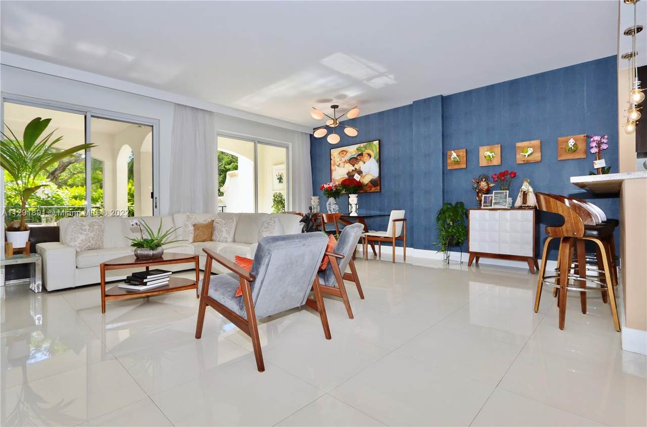 3700 Island Bl - Photo 1