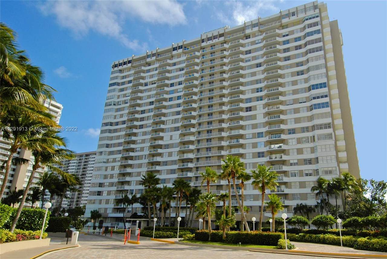 1985 Ocean Dr - Photo 1