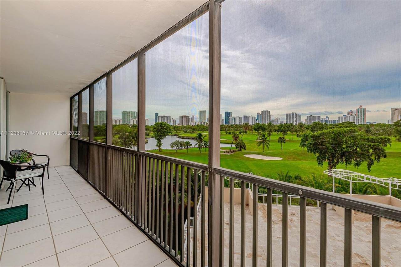 20379 Country Club Dr - Photo 1