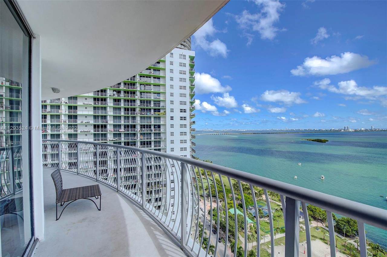 1750 Bayshore Dr - Photo 1