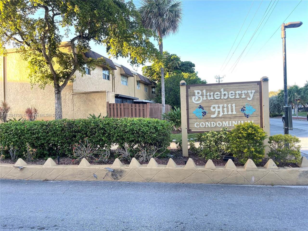 5717 Blueberry Ct - Photo 1