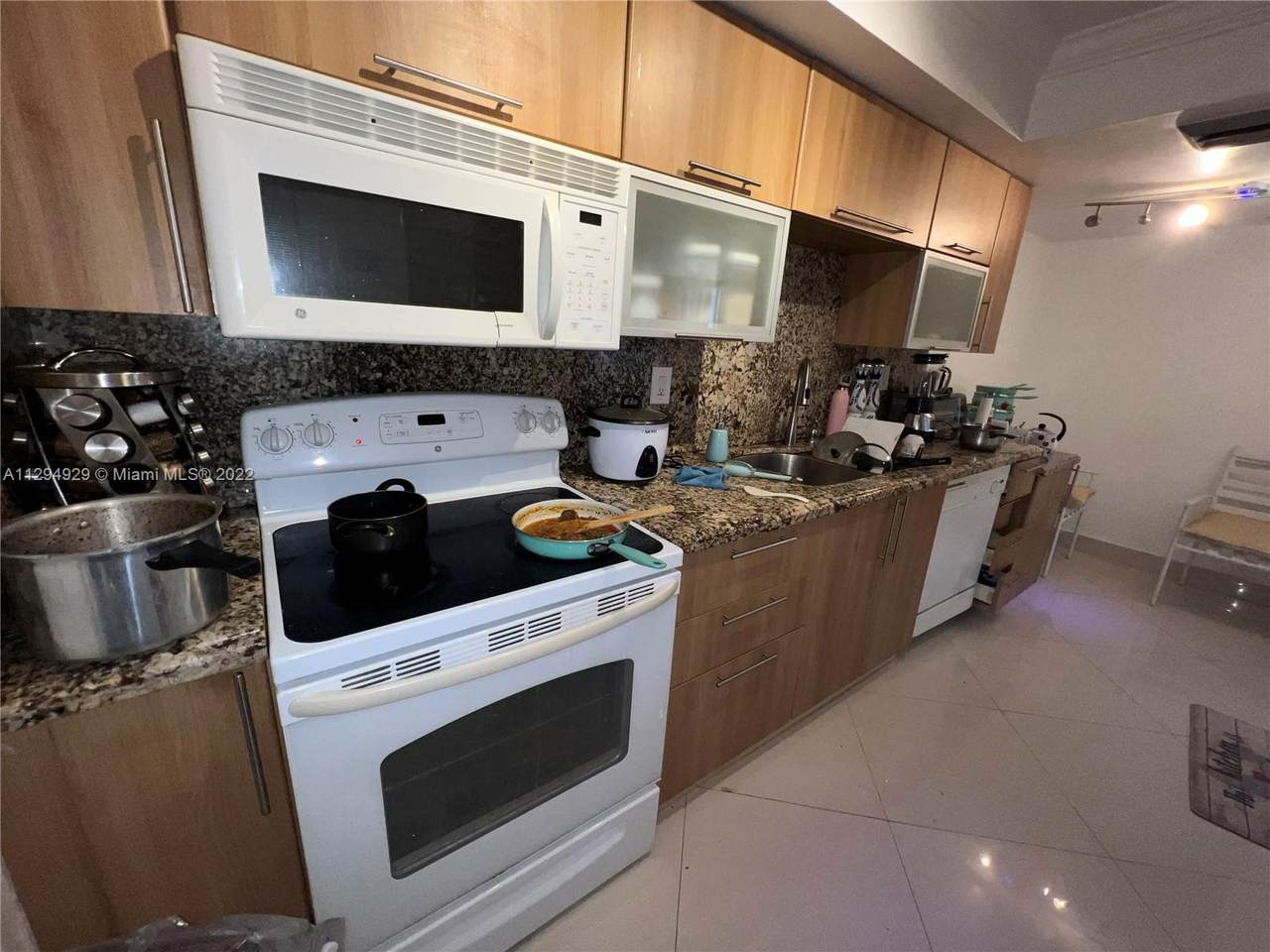 18031 Biscayne Blvd - Photo 1