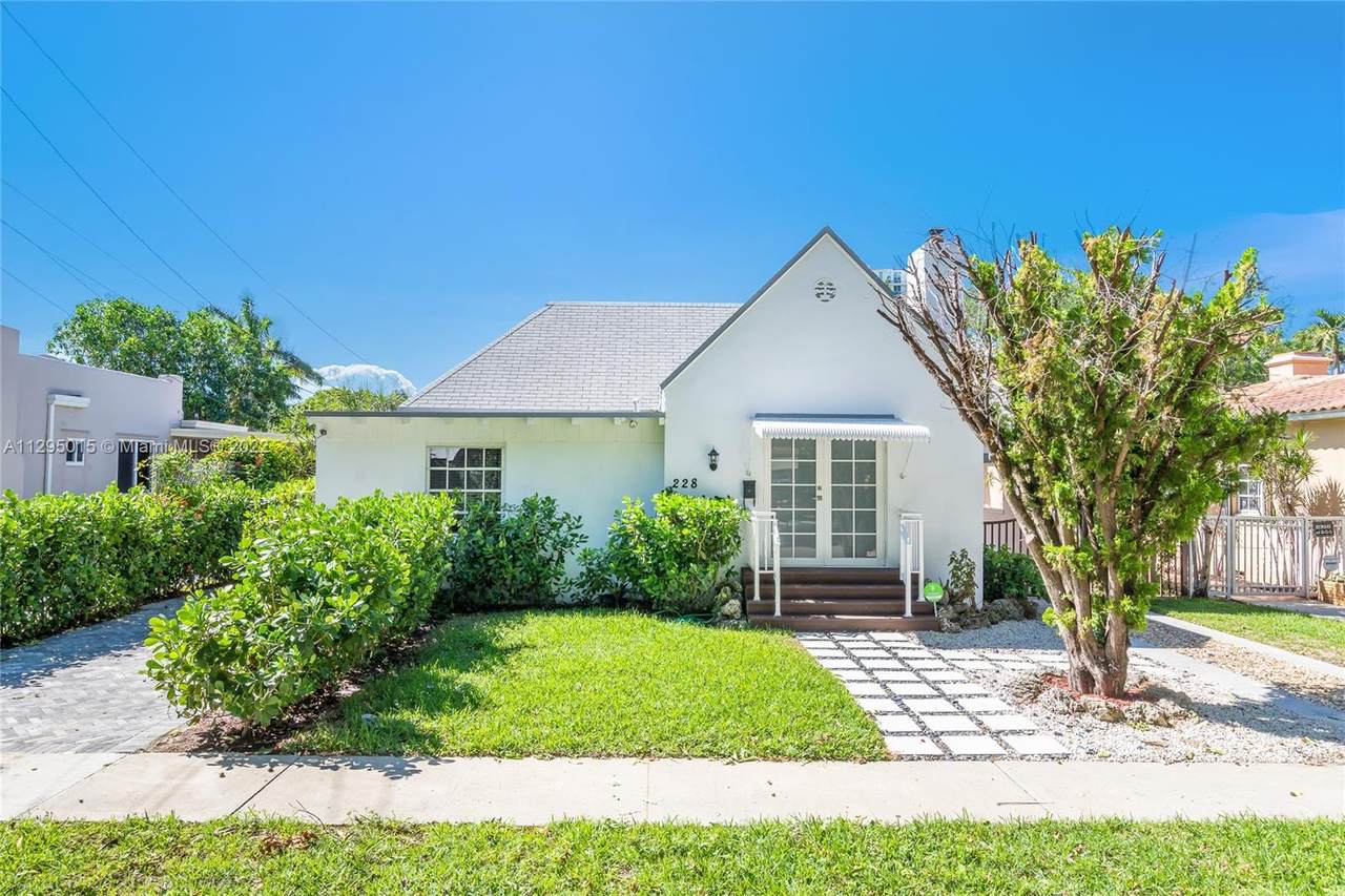 228 23rd - Photo 1
