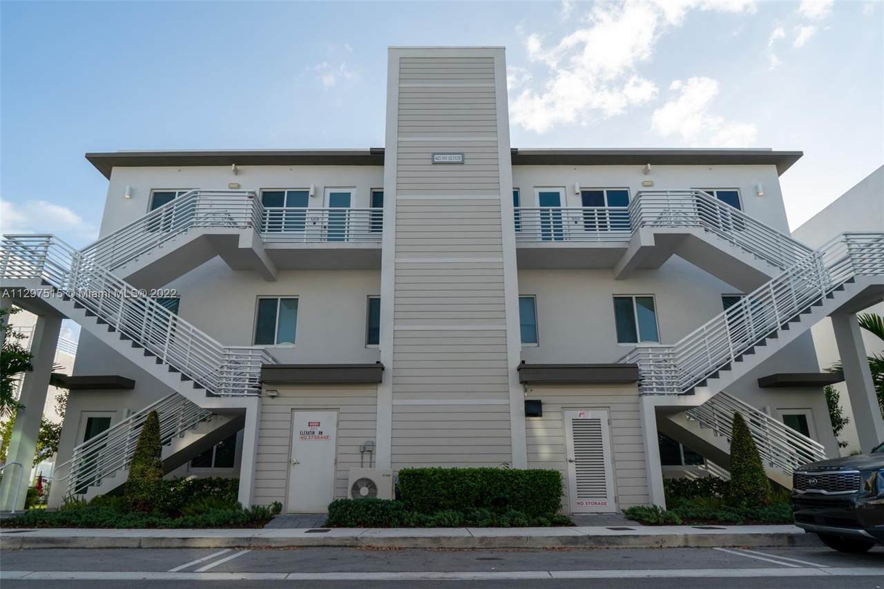 6421 102nd Path - Photo 1