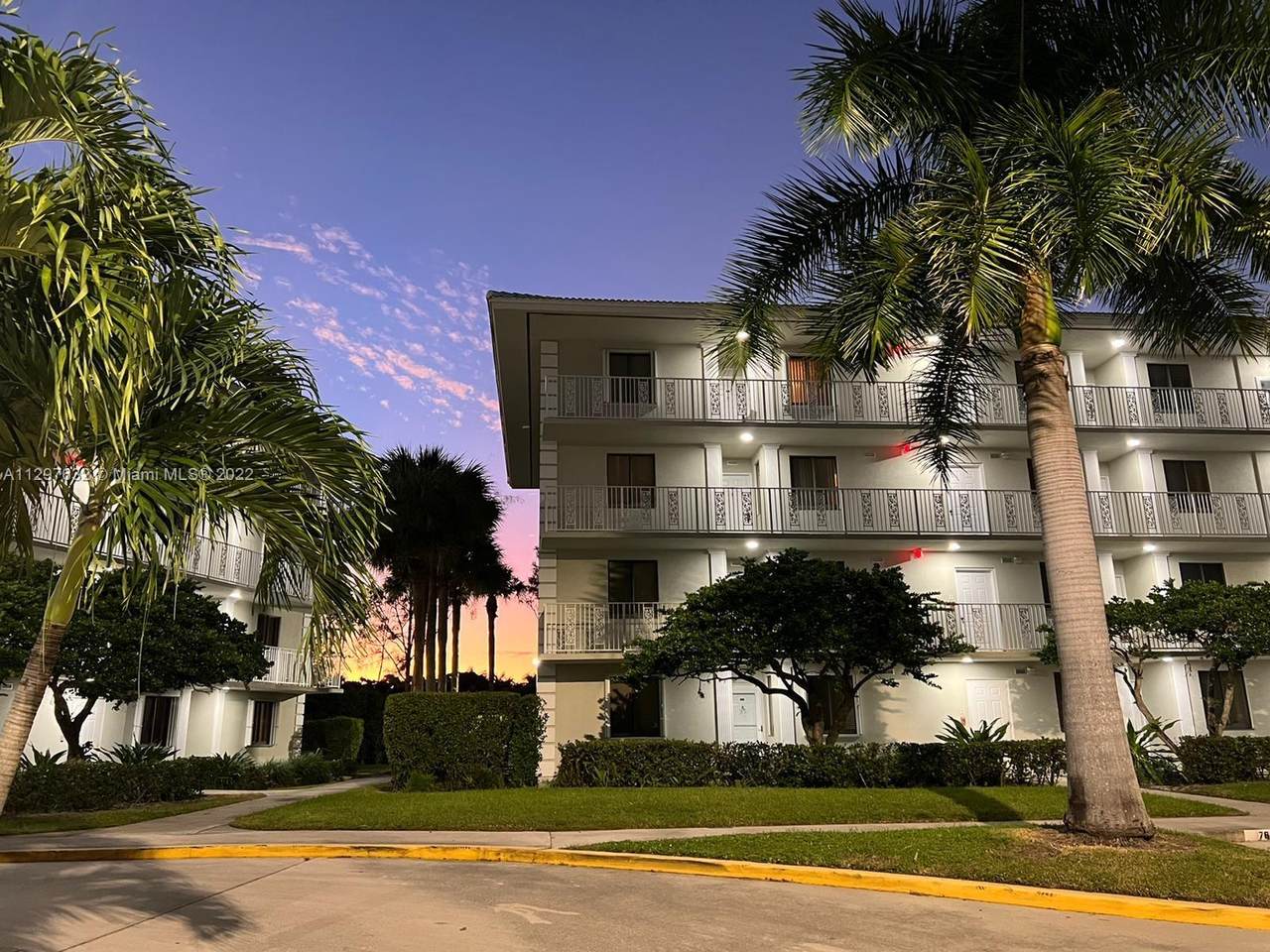 2721 Village Blvd - Photo 1
