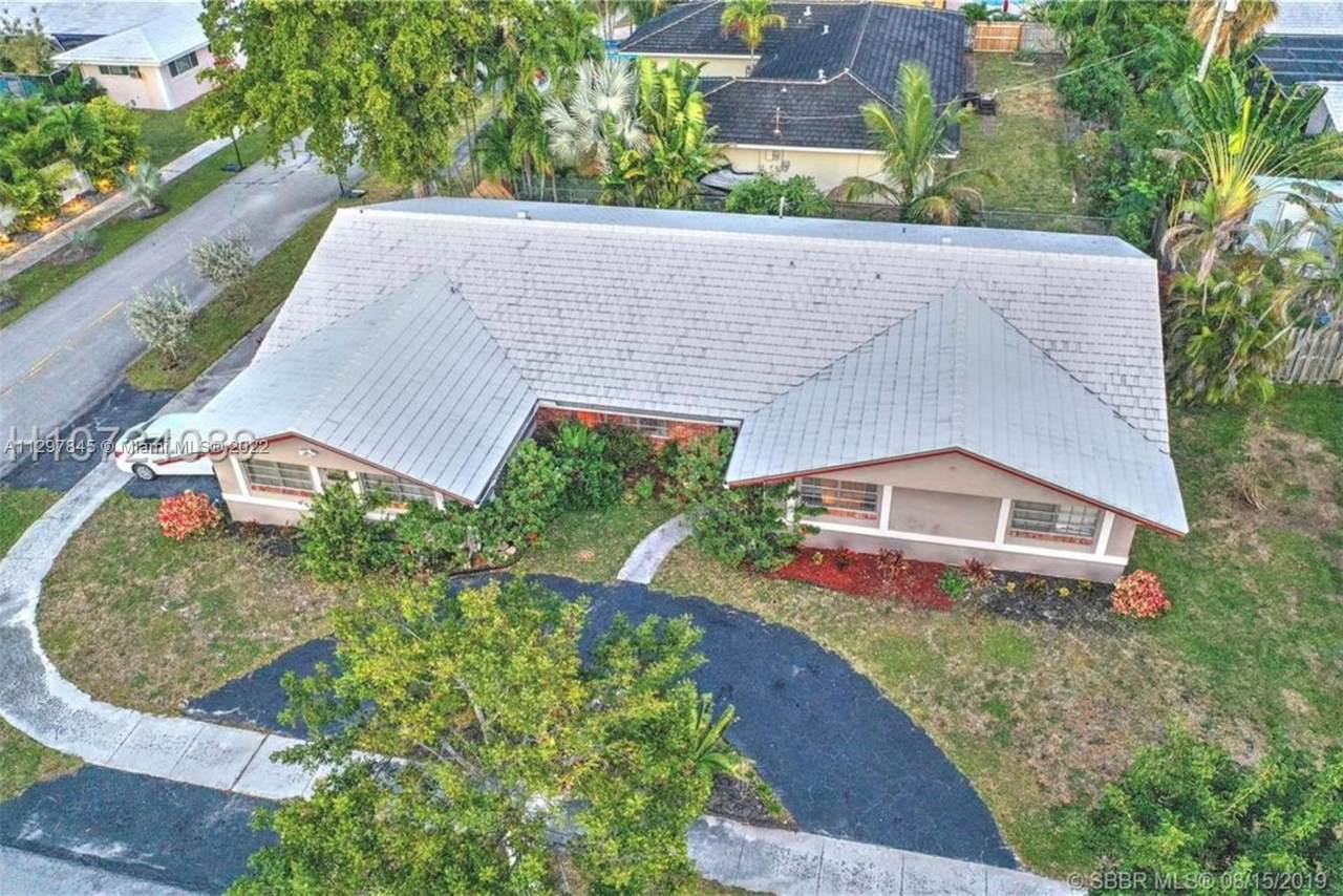 2838 12th Ave - Photo 1