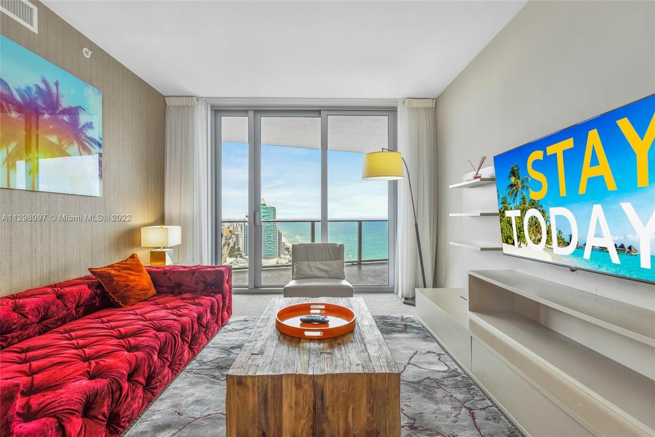 4111 Ocean Dr - Photo 1