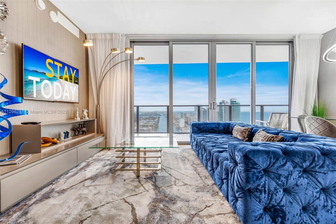 4010 Ocean Dr - Photo 1