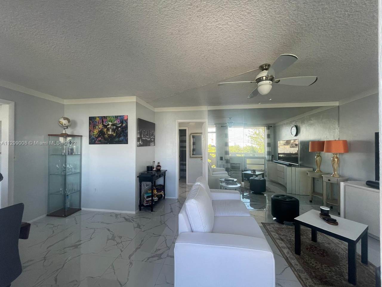 2400 9th St - Photo 1