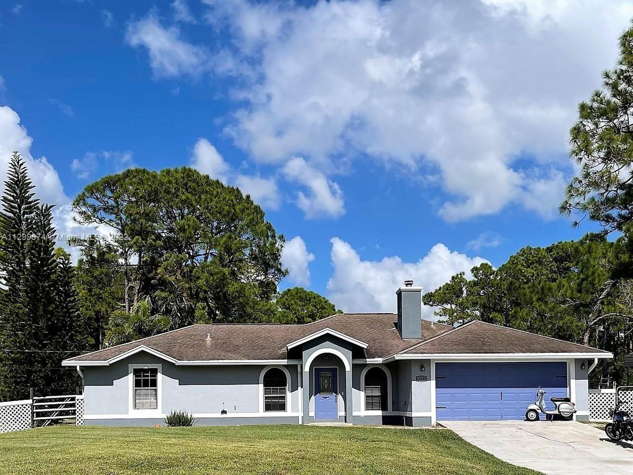 15133 66th Ct N - Photo 1