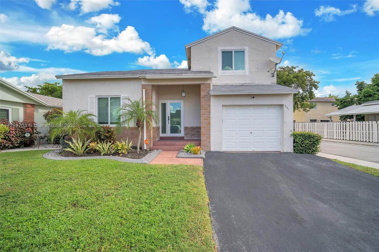 551 Abingdon Way - Photo 1