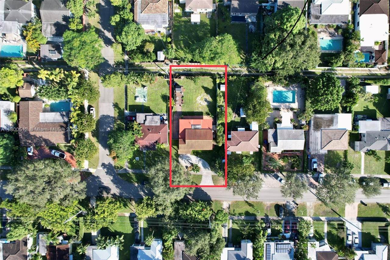 281 Lafayette Dr - Photo 1