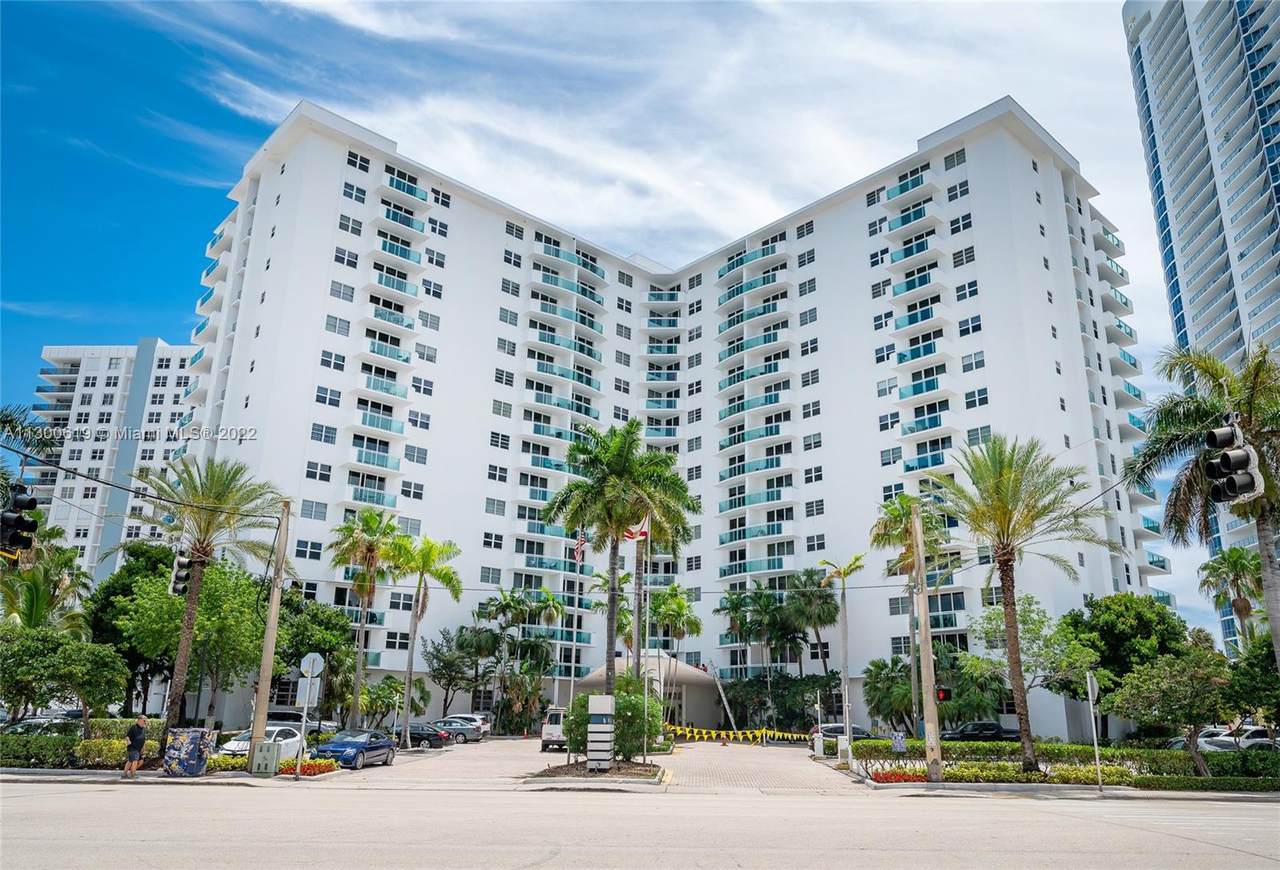 3000 Ocean Dr - Photo 1