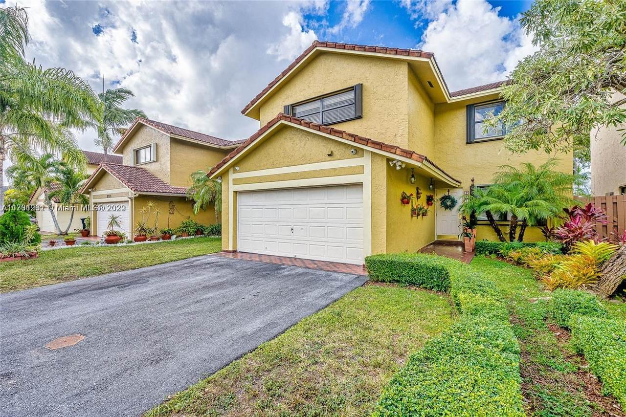 9510 151st Ct - Photo 1