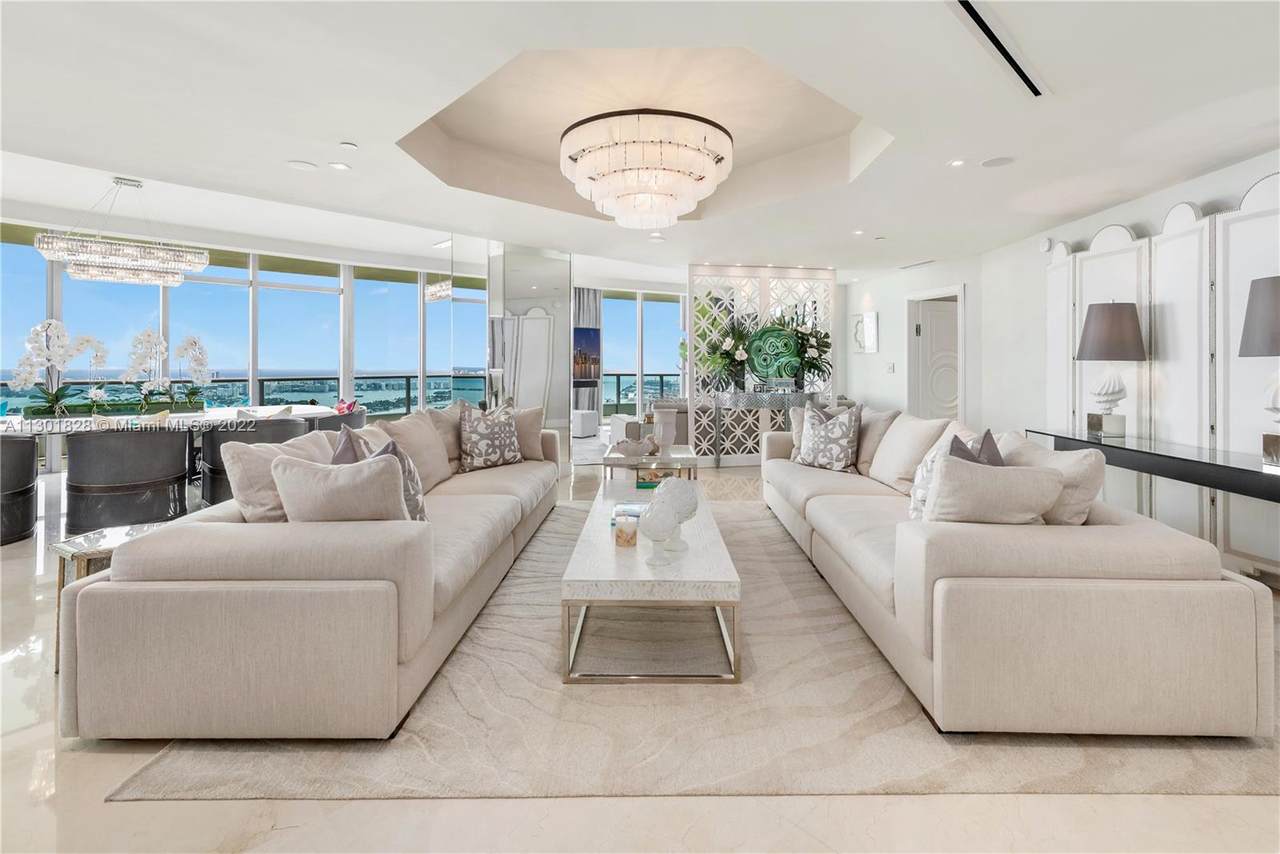 900 Biscayne Blvd - Photo 1