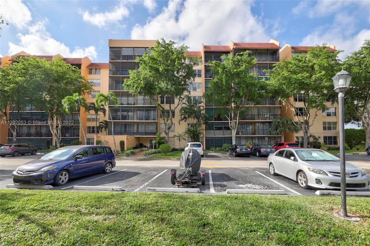 3771 Environ Blvd - Photo 1