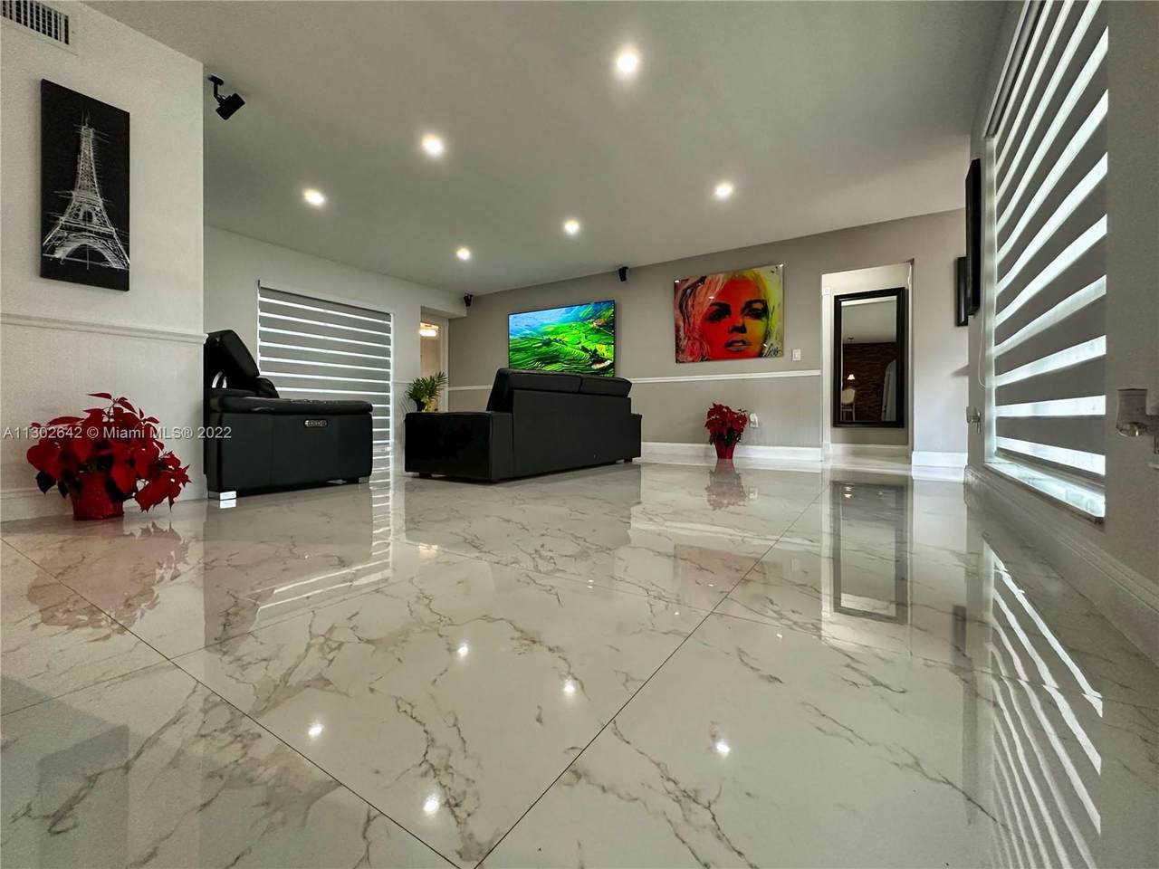 7933 Dilido Blvd - Photo 1