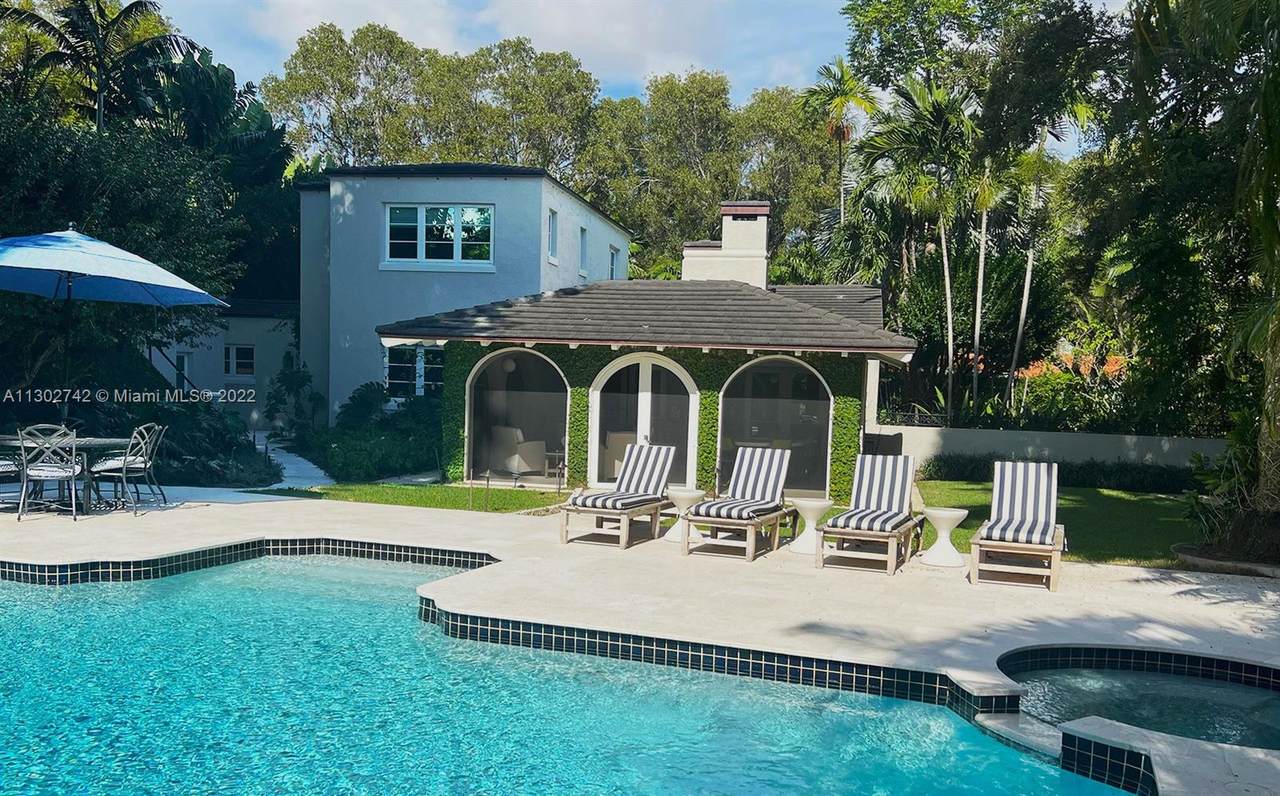 3222 Riviera Dr - Photo 1
