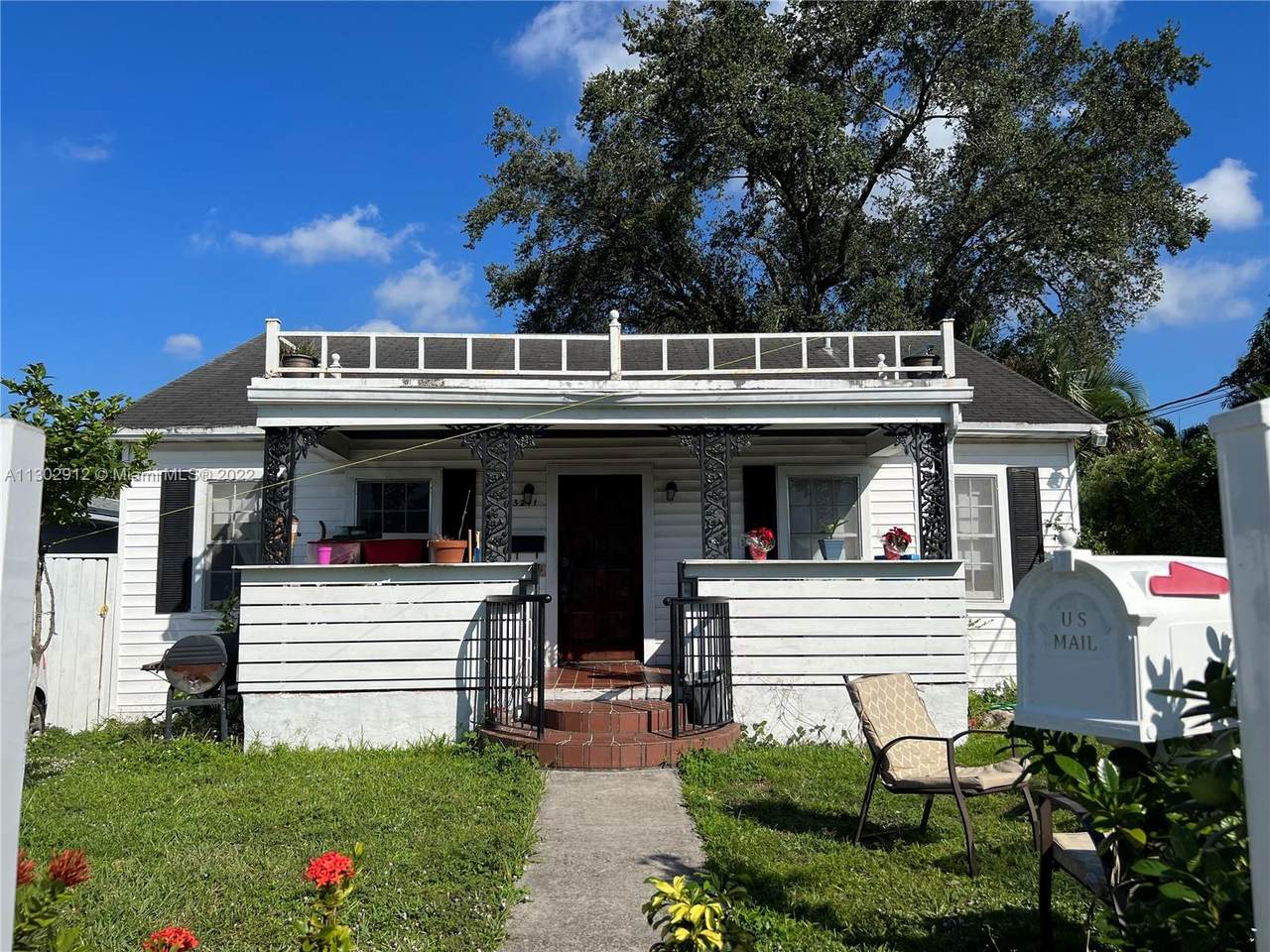 3271 15th St - Photo 1