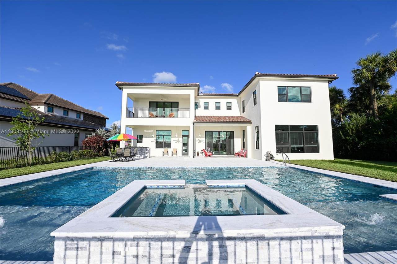 9435 Grand Prix Ln - Photo 1