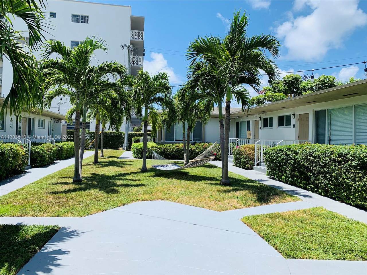 9770 E Bay Harbor Dr - Photo 1