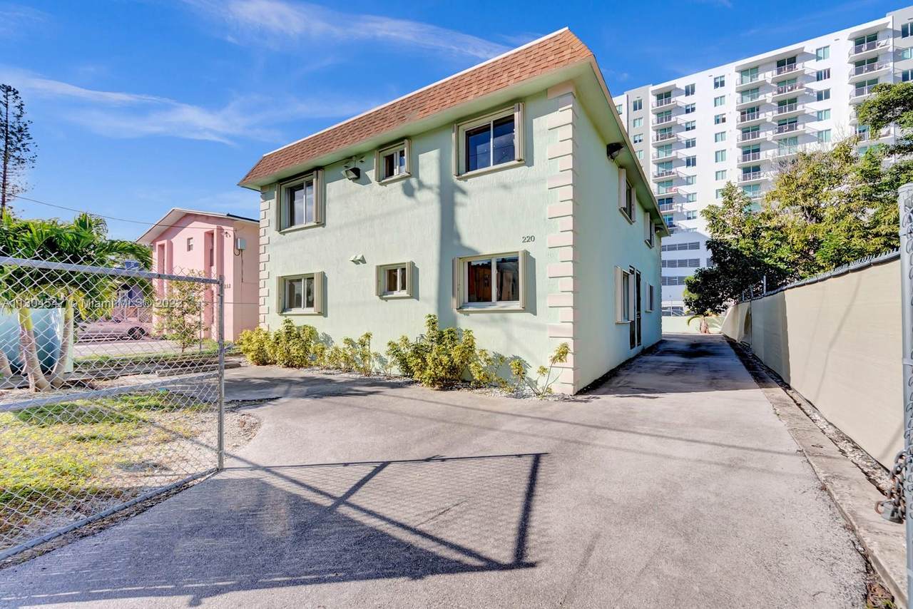 220 7th Ave - Photo 1